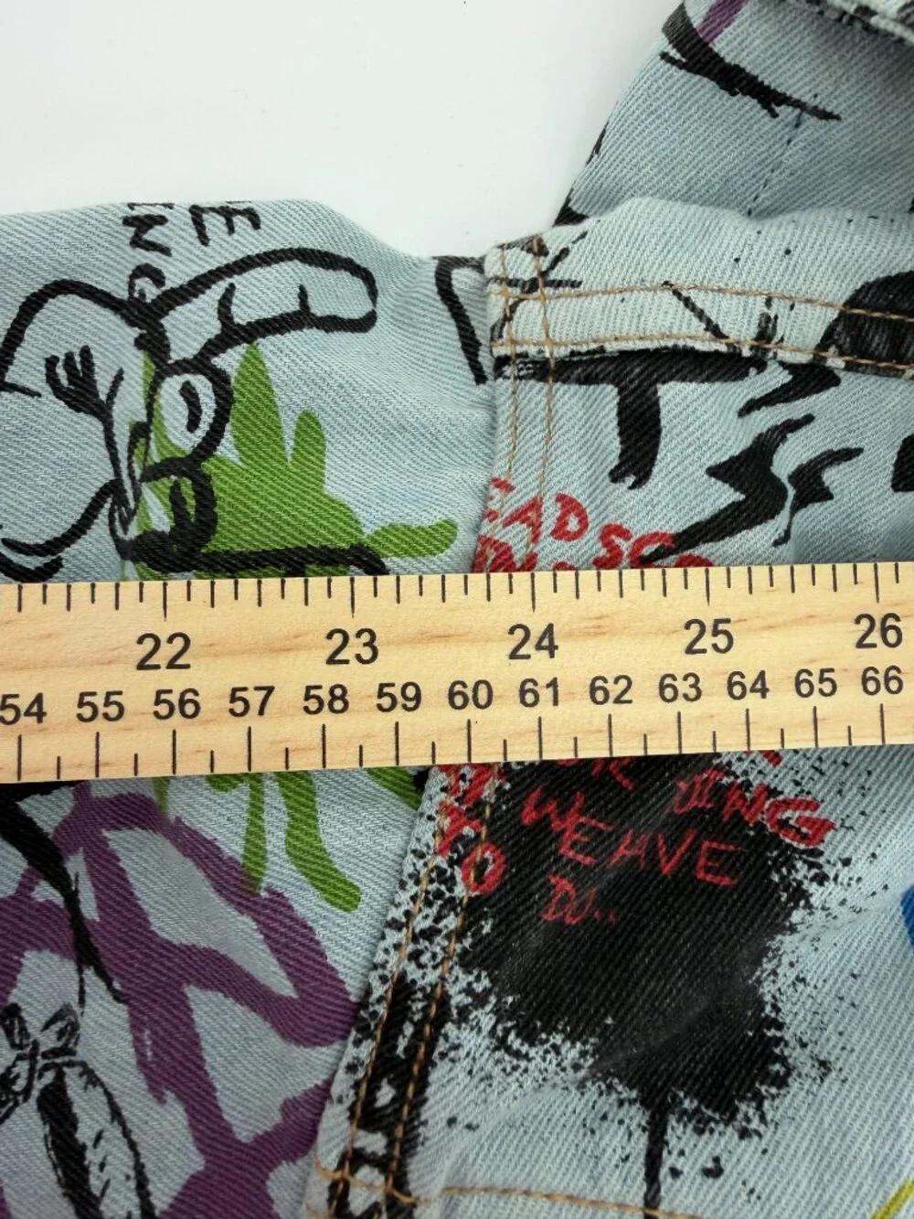 AKIRA Graffiti Print Cropped Denim Jacket Women's Large L EUC Punk Rock Streetwe - Picture 7 of 7
